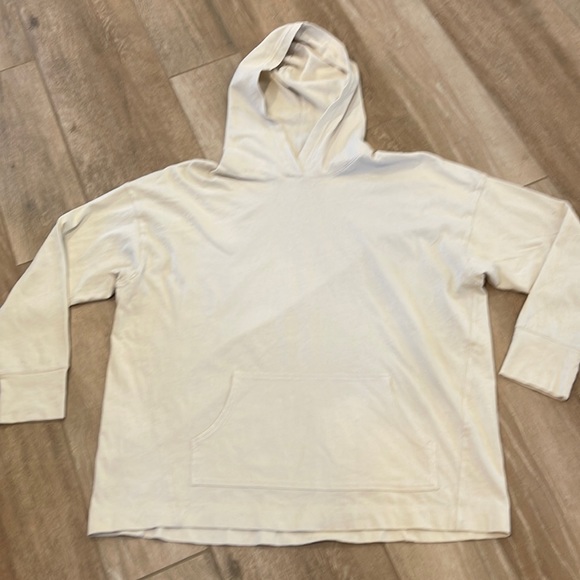 American Eagle Outfitters Tops - American Eagle Lightweight Hoodie LARGE